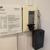 Arduino powered servo pressing button every few minutes.